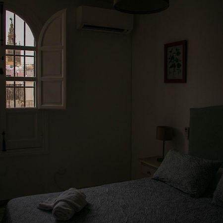 Sarah'S Home Sevilla Buitenkant foto